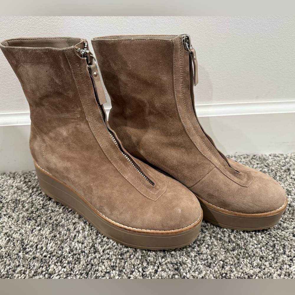 Silent D Nilly platform suede boots in taupe, size 6.5 - Picture 2 of 15
